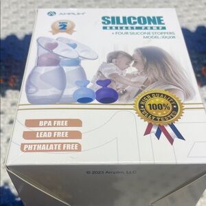 Silicone Breast Pump with Stoppers - Blue and Purple